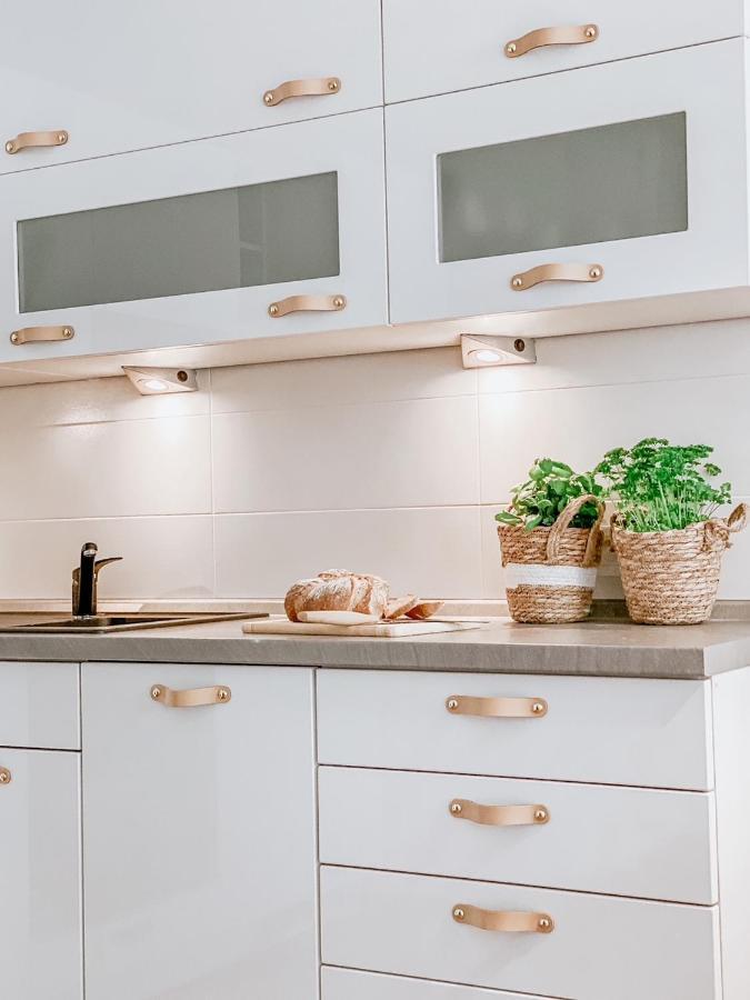 Apartamenty Flat White Ruczajowa Жельона Гора Екстериор снимка
