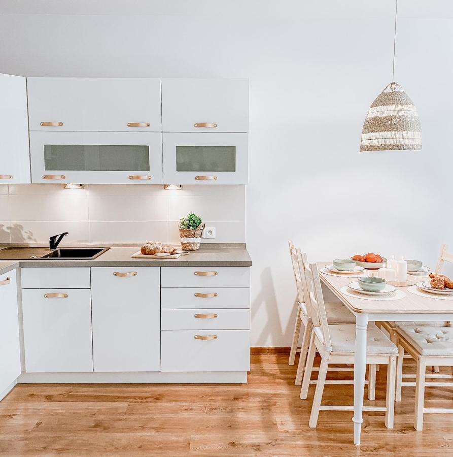 Apartamenty Flat White Ruczajowa Жельона Гора Екстериор снимка